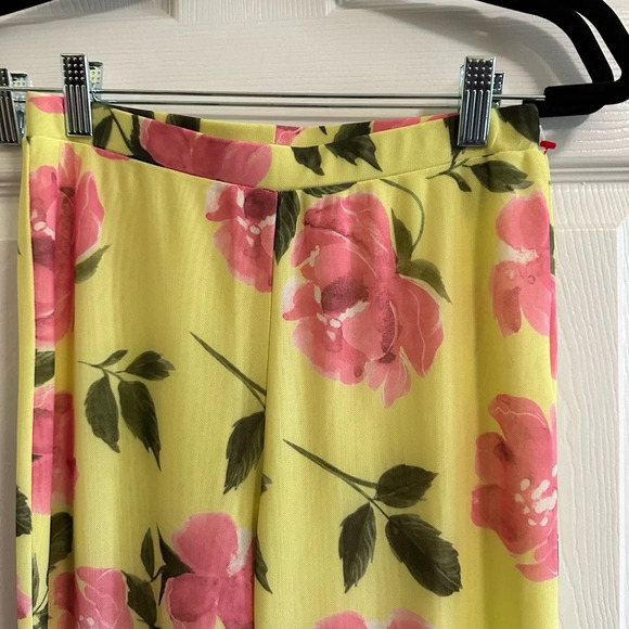 WHITE FOX Summer In The City Pants Lemon Rose Size Small NWOT - Picture 7 of 8